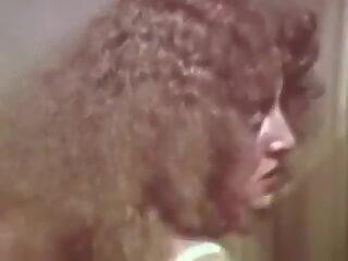 Analno gospodinje - 1970s, brezplačno analno vimeo umazano film 1d