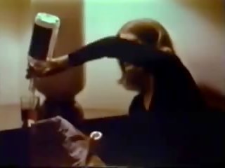 Teenage Runaway 1975: Free xczech sex clip video 14